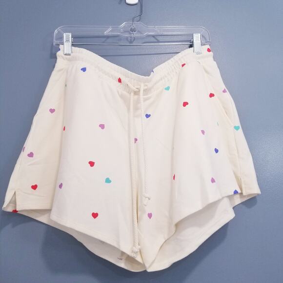 WildFox Oatmeal Hearts Print Sweatshirt and Short Lounge Set Co-Ord Sets - Picture 4 of 13